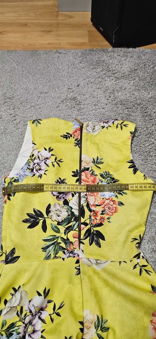 Потник/ Топ в жълт цвят