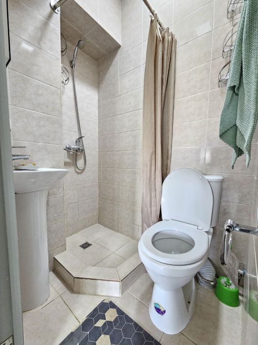 метро Ойбек 1/5/9 с хорошим ремонтом