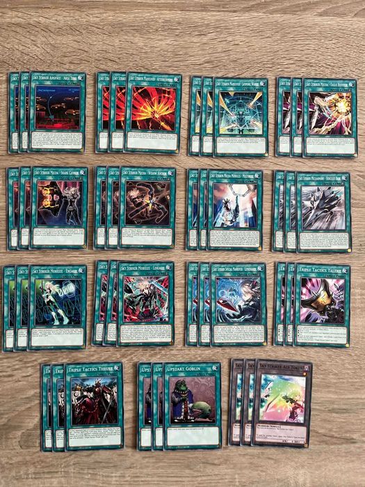 Yu-Gi-Oh! TCG Legendary Modern Decks 2026 карти