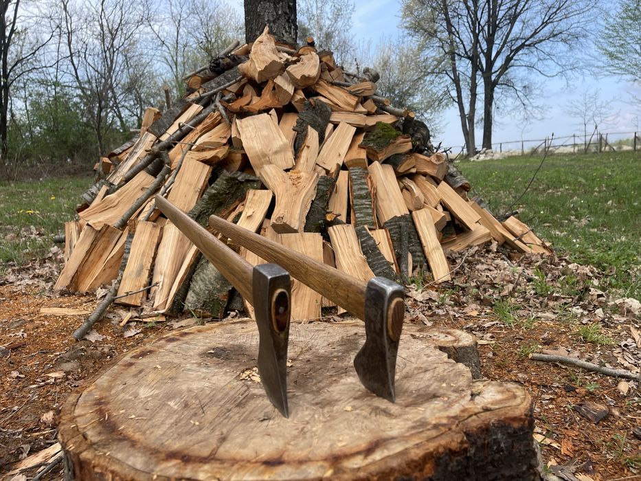 Topoare pentru drumeții