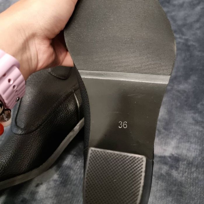 Продаю ботильоны