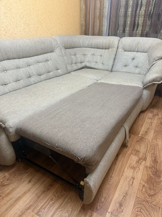 Диван для гостинной угловой