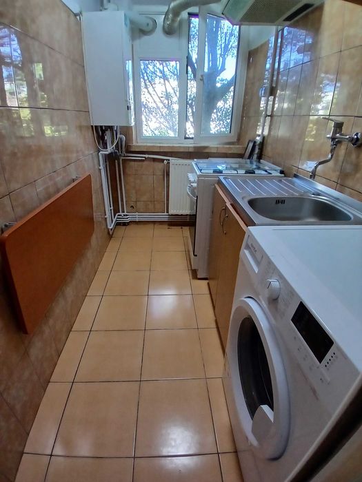 Proprietar - vand apartament 2 cam in Trivale 2, et 3/4