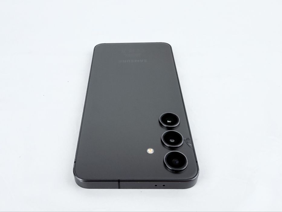 Samsung Galaxy S24 128GB 8RAM Onyx Black Отличен!