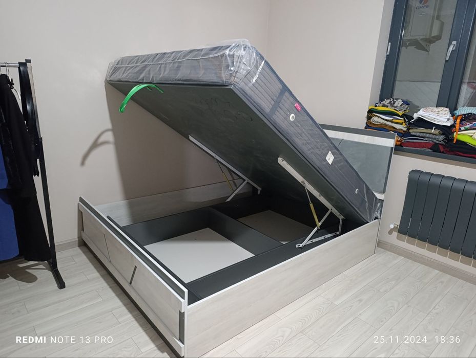 Spalni garnituralar toplami