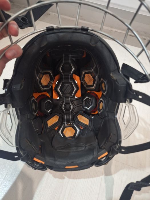 Шлем CCM SUPERTACKS 710 M, торг