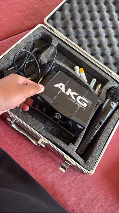 Продам микрофон shure и akg