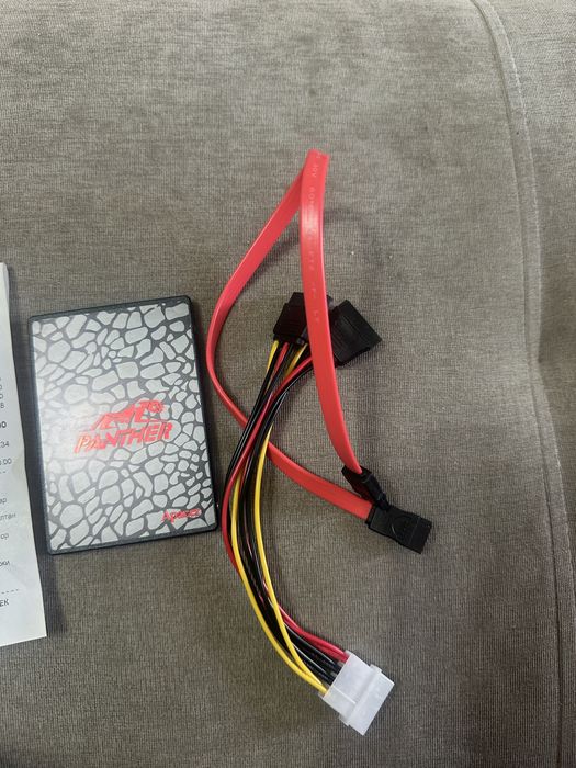 Продам новый SSD-накопитель 2.5