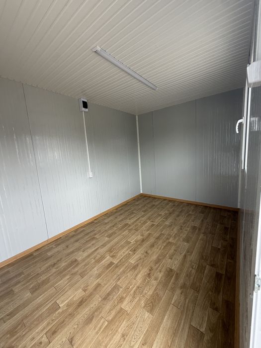 Container modular