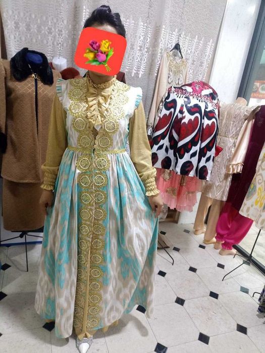 Безакли аёллар либослари