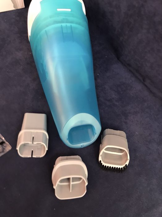 Ръчна прахосмукачка Black & Decker WET & DRY