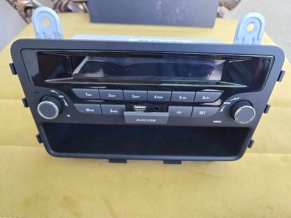 Продам магнитола от Changan новый 2023.09