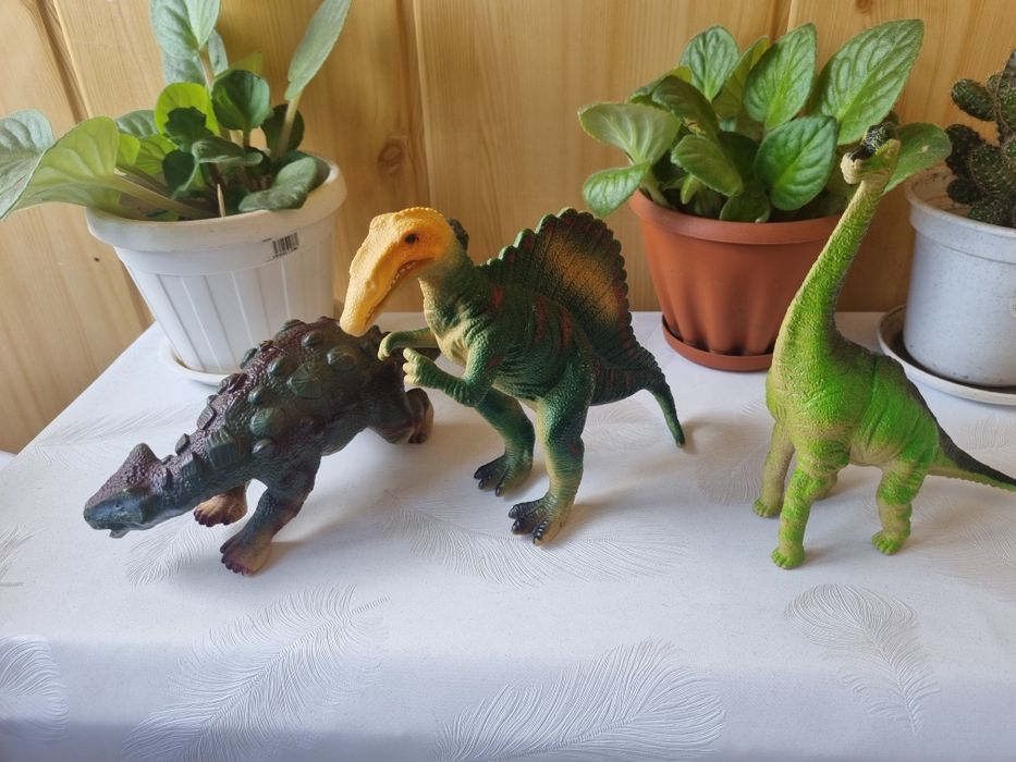 Игрушки разные для детей