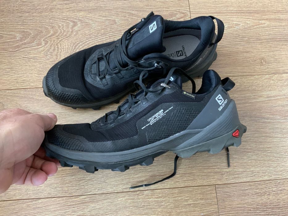 Salomon gore-tex-оригинални маратонки 42 размер