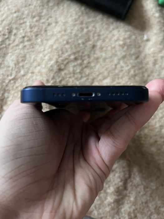 Продам iPhone 12 128 gb синий