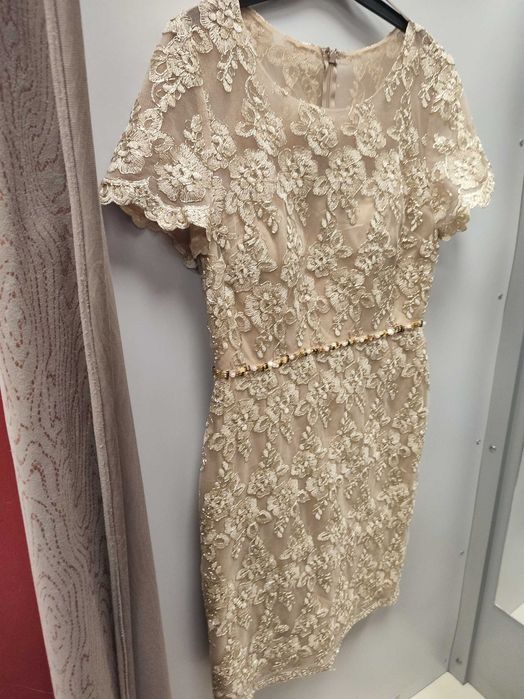 Прекрасна официална Златиста рокля