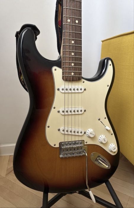 Chitara electrica Fender Stratocaster Standard SSS