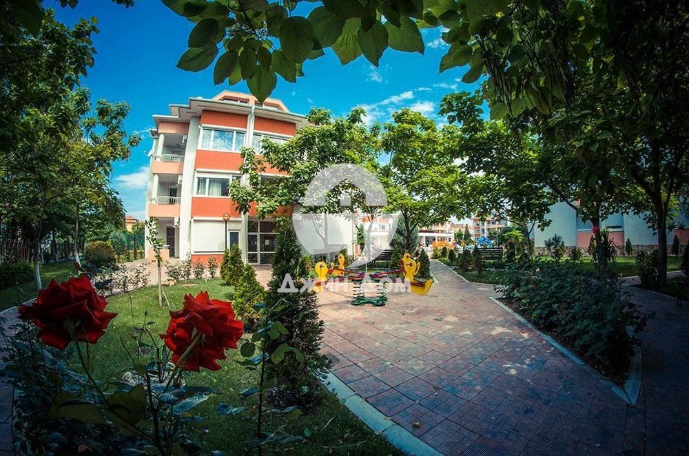 Продава се Двустаен апартамент в к.к. Слънчев бряг - 71 кв.м за 539 €/кв.м - Снимка #7