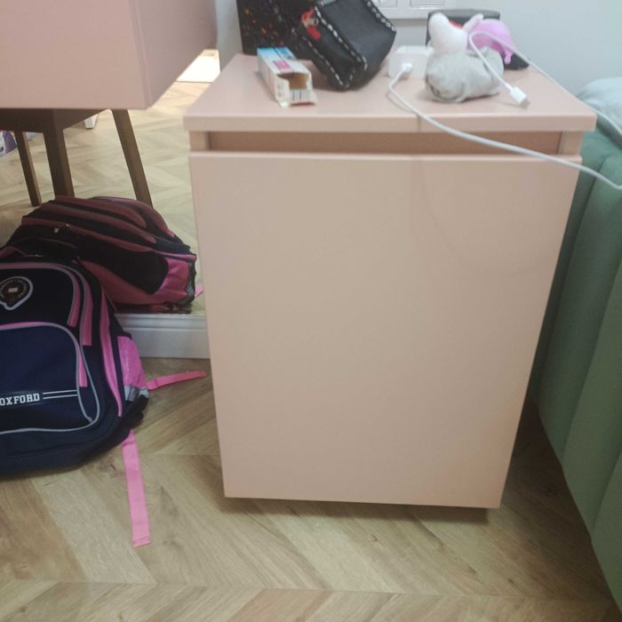 Продам шкаф, комод, 2 тумбы.