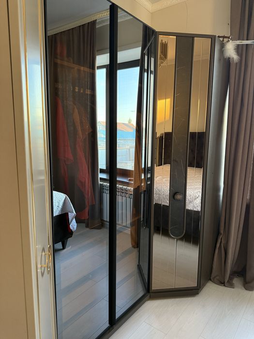 Продам спальный гарнитур