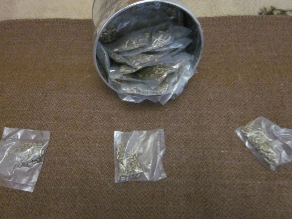 Продавам камъчета за запалки-златисти 20000бр