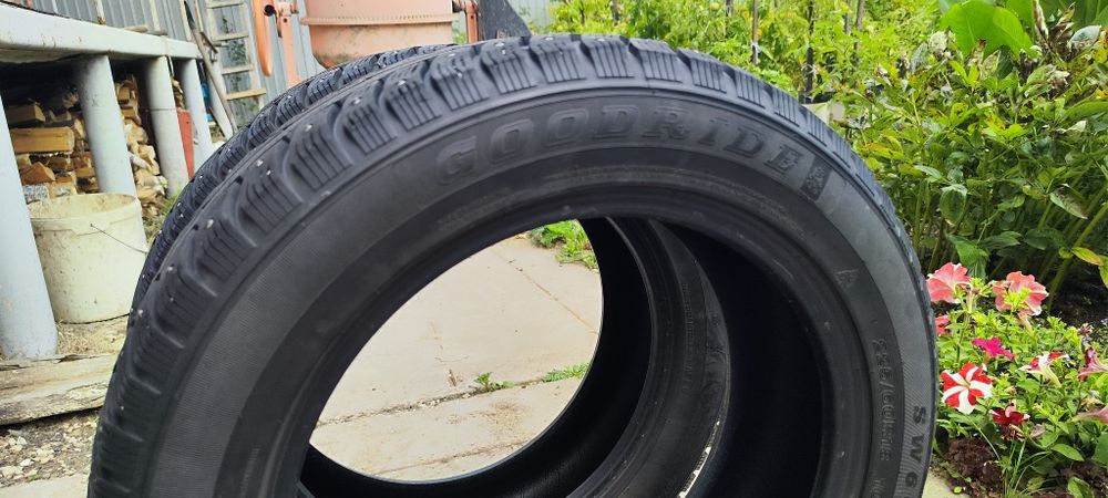 Продам резину Goodride 225 60 r18