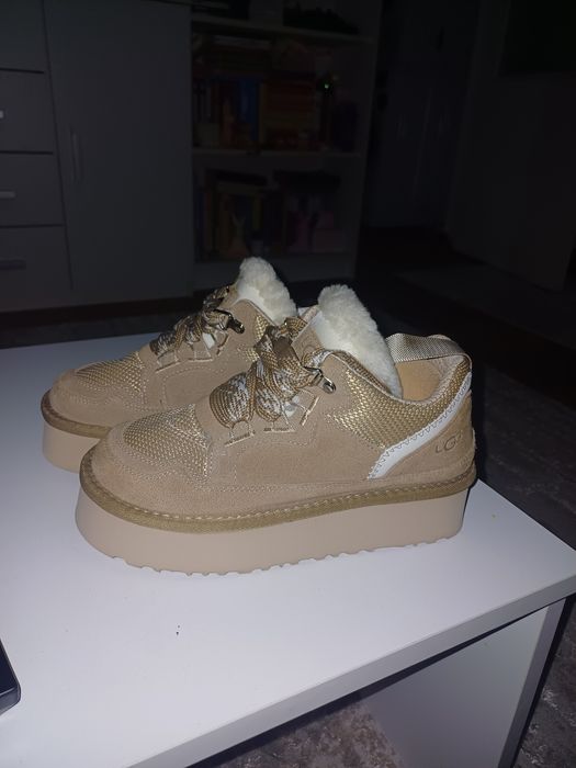 UGG Lowmel (mărimea 38)