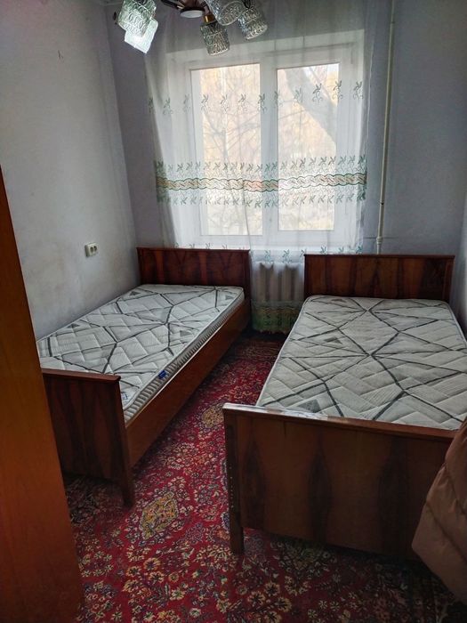 Сдаётся  2х комнатная квартира 2/4 недалеко от м.  Максим Горького