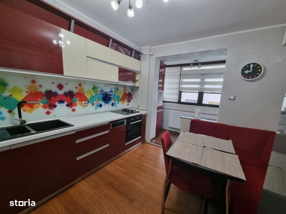 Apartament 3 Camere 1 Decembrie | Parcare | Centrala | Metrou | 2 Balc