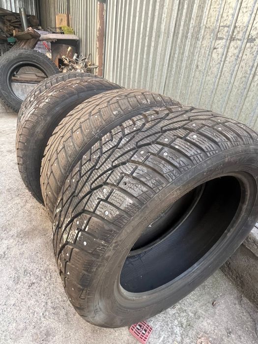 Зимние шины с шипами