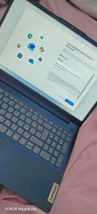 Продавам Lenovo IdeaPad Slim 3 (15″) – КАТО НОВ!