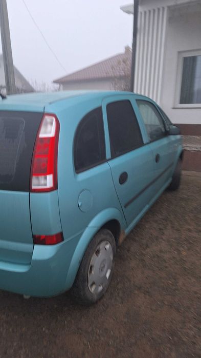 Opel Meriva 2004