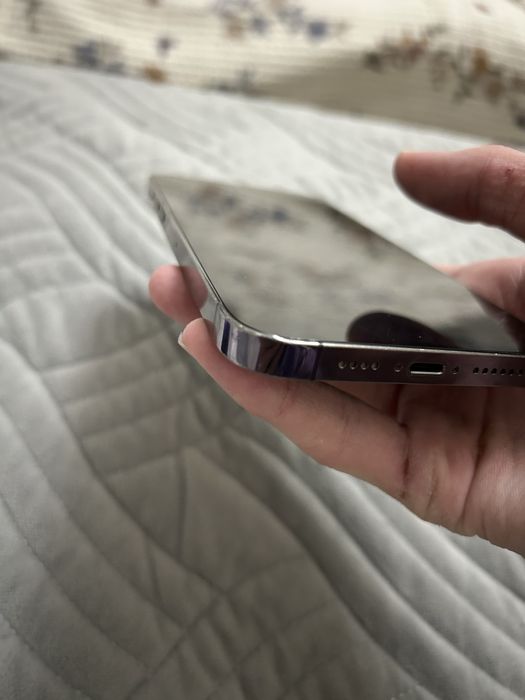 Продается iphone 14 pro max с коробкой