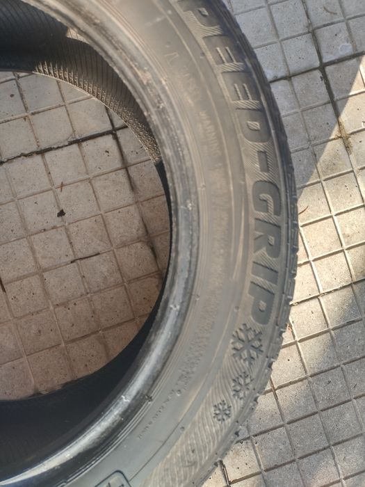 Гума зимна за резерва