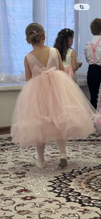 Нарядное платье для девочки