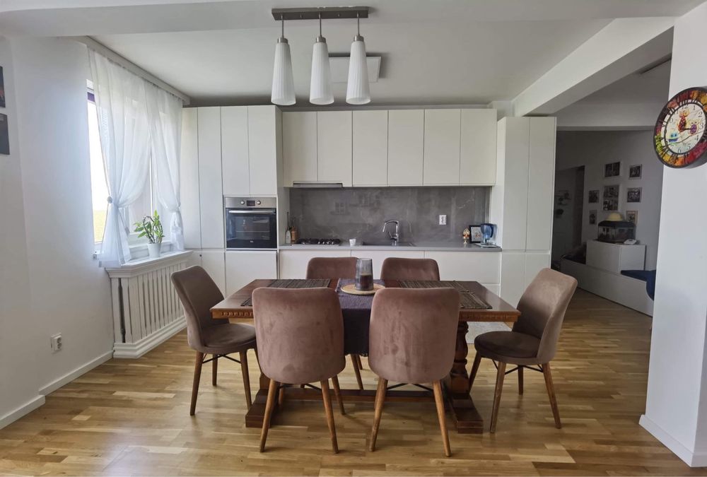 Apartament de vanzare obcini  zona Coramed