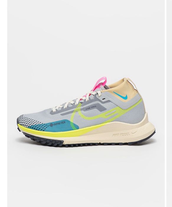 Nike маратонки  GORE-TEX