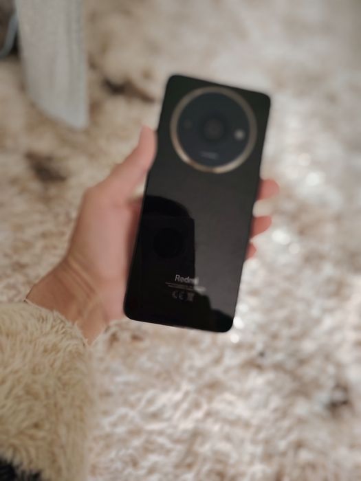 продаётся телефон