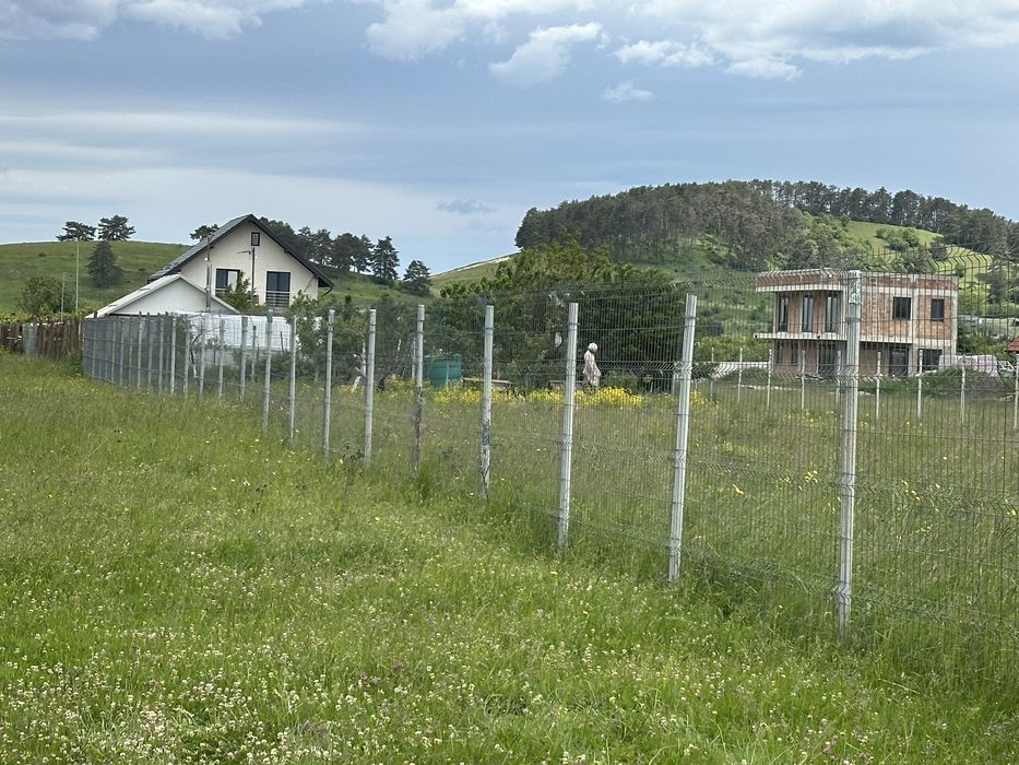 Teren Intravilan Sânpetru (Livadă) | 506 mp | Vedere Lempeș | Ideal Casă de Vacanță