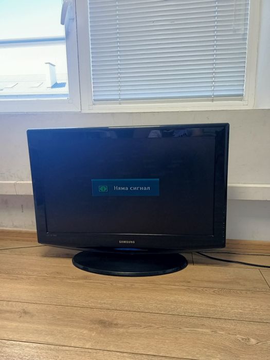 Телевизор Samsung 32 incha