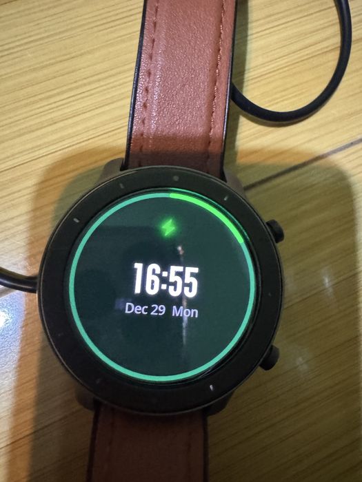 Vand smartwatch Amazfit GTR