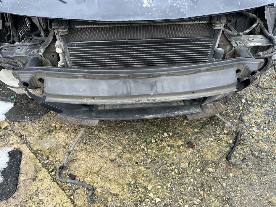 Основа предна броня хонда сивик 8 отлична