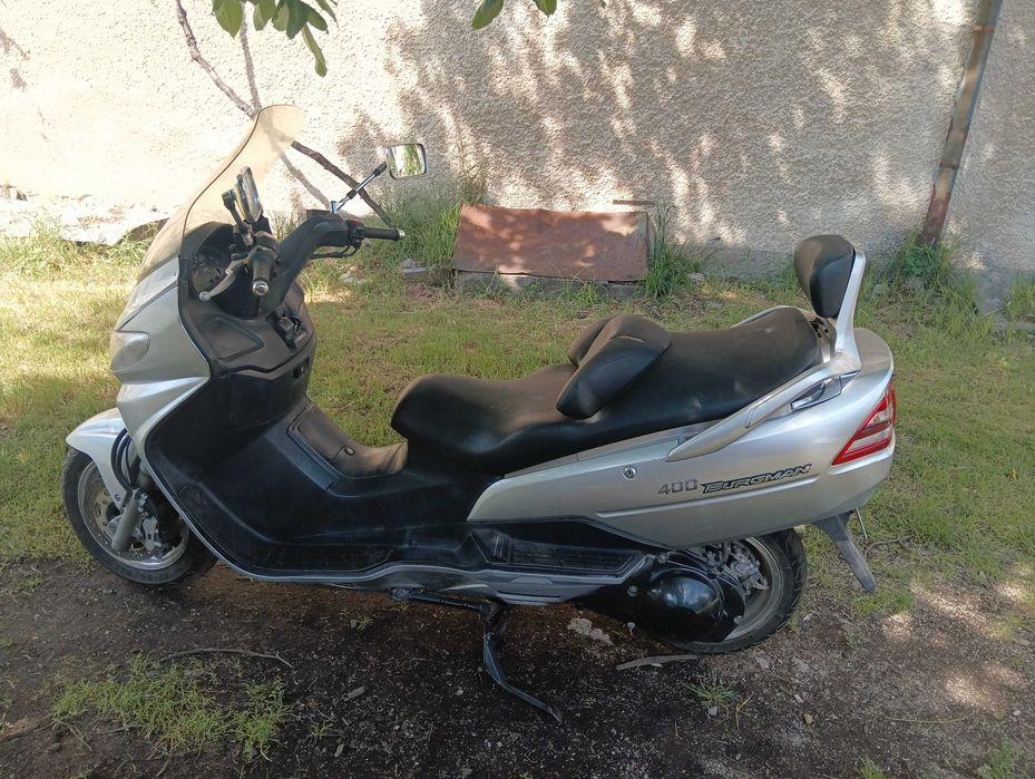 Suzuki Burgman 400