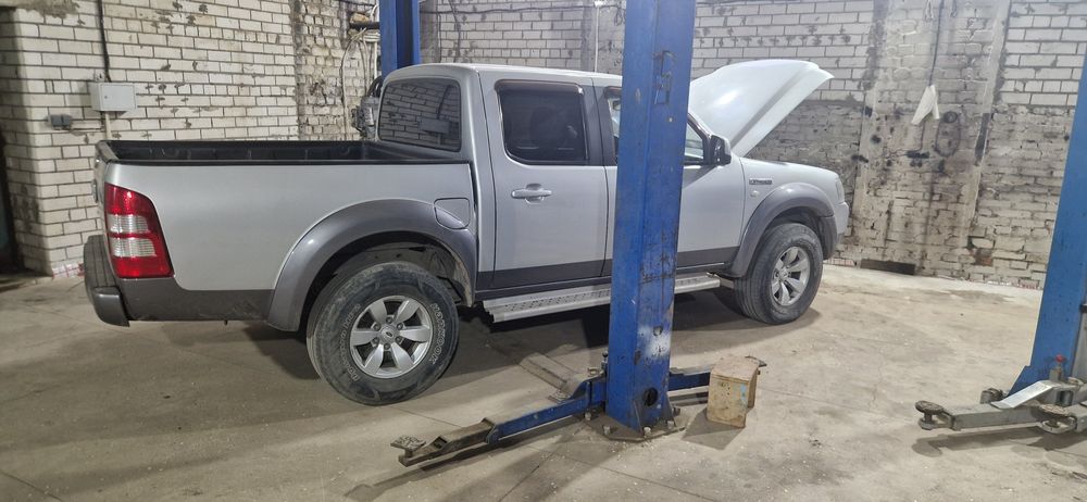 Сдам бокс 200 кв.м. 3 подъемника.