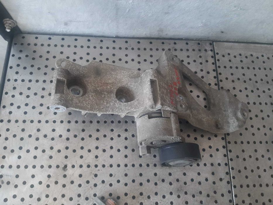 suport accesorii 1.6b k4mt760  renault megane 2  8200279705