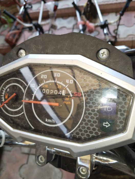 Продам мопед почти новый