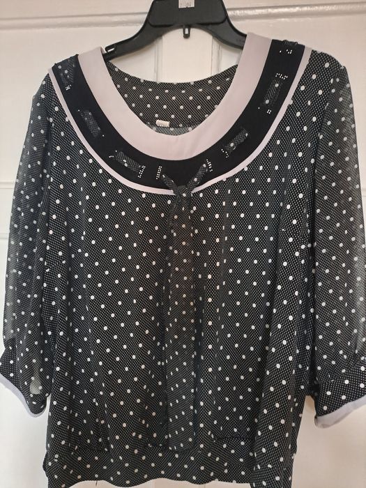 Продаются женские вещи