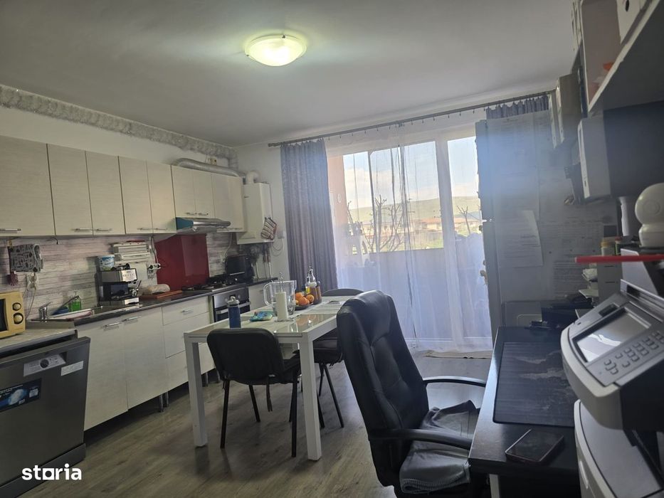 Apartament 2 camere l Mobilat, utilat l gradina l parcare l Porii