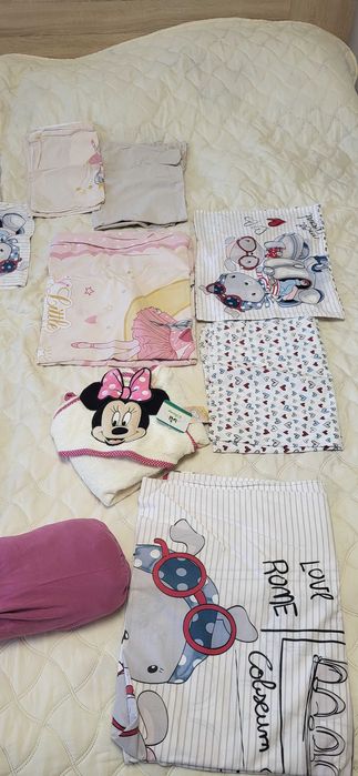 Детски чаршафи 4 комплекта + още детски неща