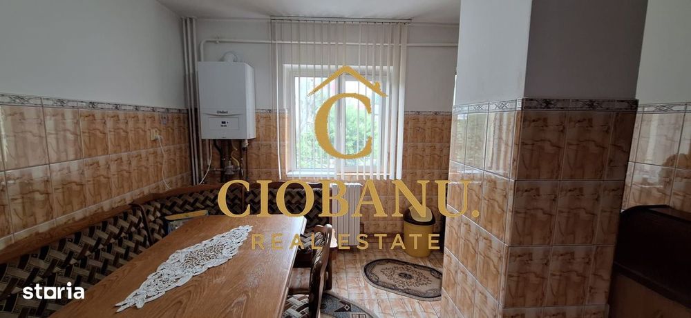 Apartament 3 camere etaj 2/4 DECMOMANDAT zona Rovine